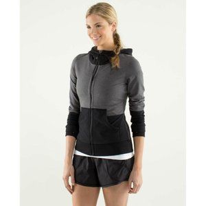 Lululemon Jacket Womens S/M‎ Voyage Hoodie Soot Light Black Gray Yoga Run Hiking